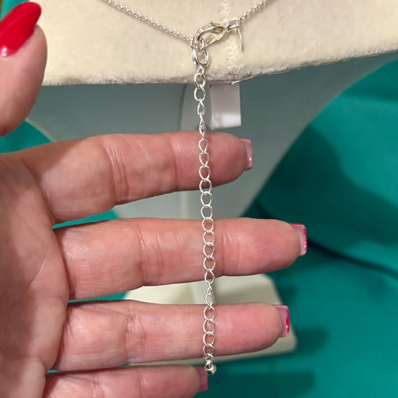 Avon Empowerment Circle of Support Necklace Against Domestic Violence SAQ 2011 - Picture 3 of 9